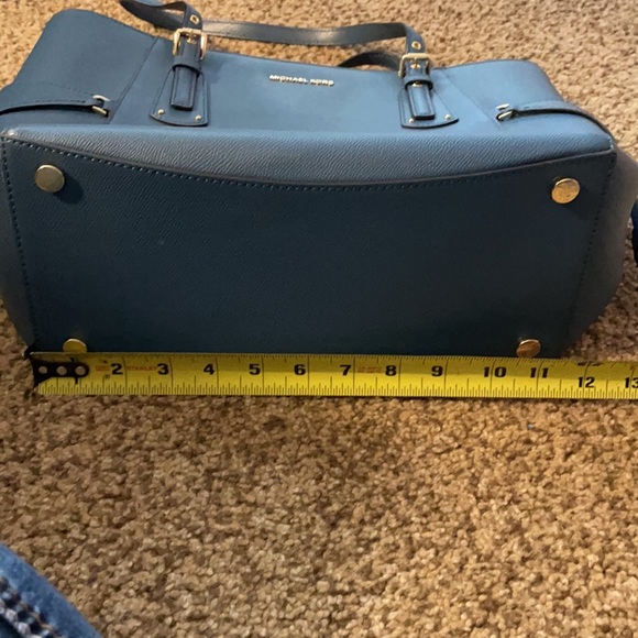 Michael Kors like new Blue bag - Picture 10 of 12